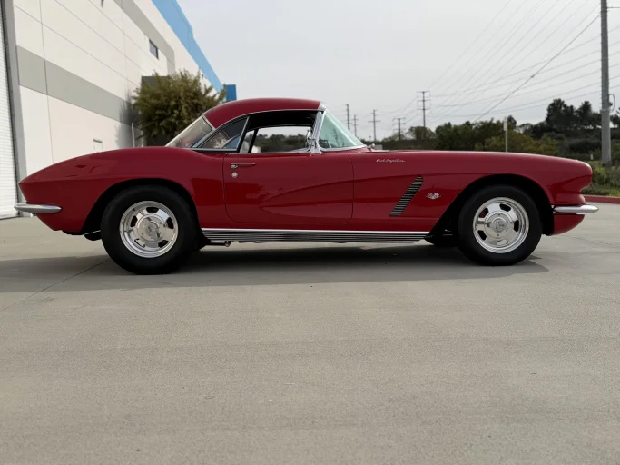 Vehicle image 34