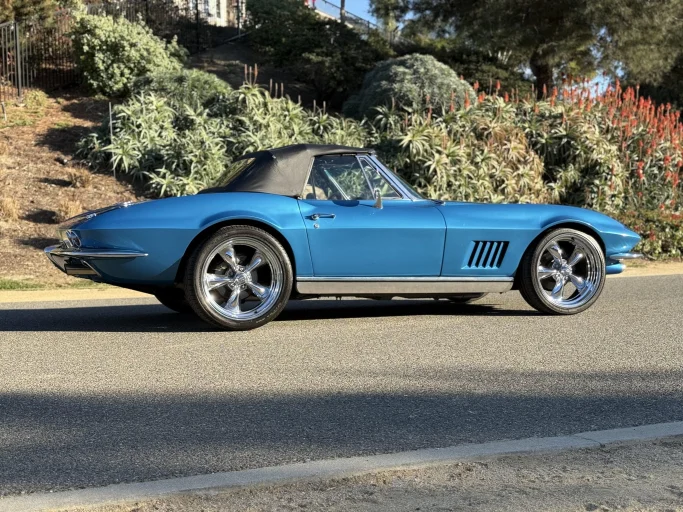 Vehicle image 45