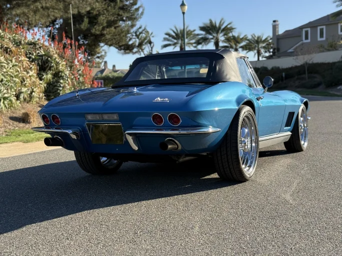 Vehicle image 47